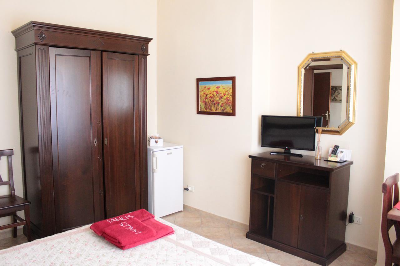 Ianus Guest House Roma Exterior foto